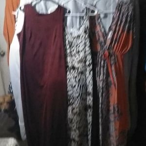 Bundle of 3 maxi dresses sz xl will fit up to2x